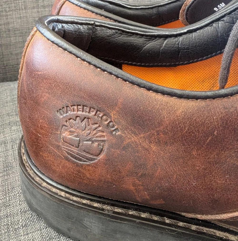 Timberlan Size 9.5 s Men's Brown Leather Shoes / Dress Shoes